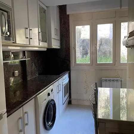 Piso Centro Zona Cuatro Caminos 아파트 산탄데르